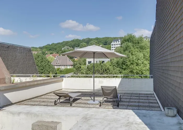 Duplex Apartment With Sea View And Roof Terrace