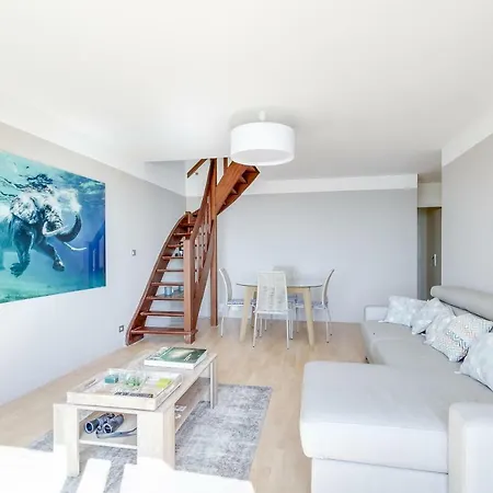 Duplex Apartment With Sea View And Roof Terrace Trouville-sur-Mer Exterior foto