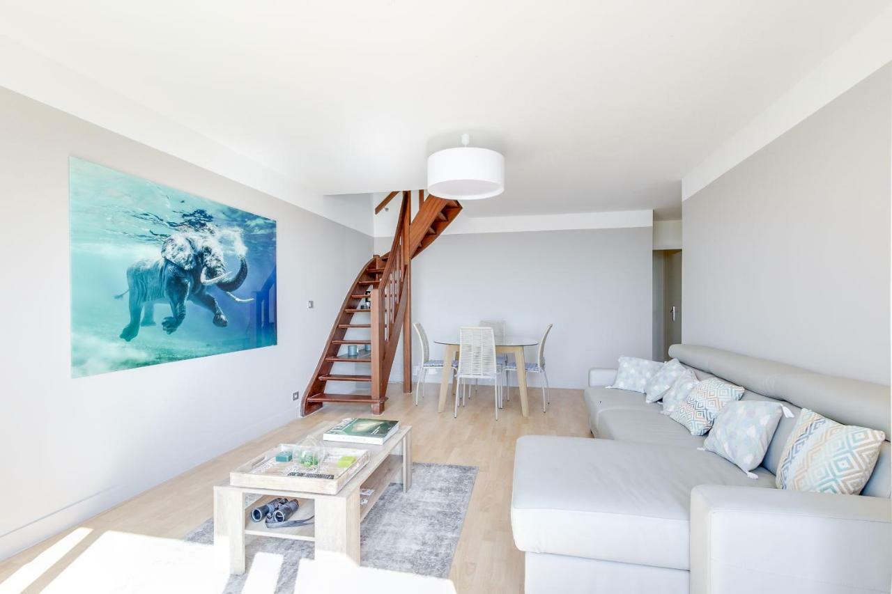 Apartment Duplex With Sea View And Roof Terrace